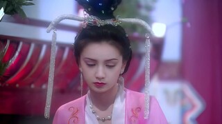 曾华倩小姐姐饰演的梅妃，衣架头饰也是可以驾驭的！