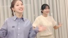 Lin Nayeon đã thu âm toàn bộ quá trình "Offending People" của momo. Nayeon nói về việc nhảy với Feli