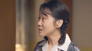 พ่อแท้ๆ ให้ของขวัญพิเศษแก่แม่เลี้ยงและถูกลูกๆ จับได้