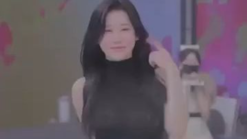 主角光环拉满！Premium Model Stage Vibes 👑  #kpop #dance #girl