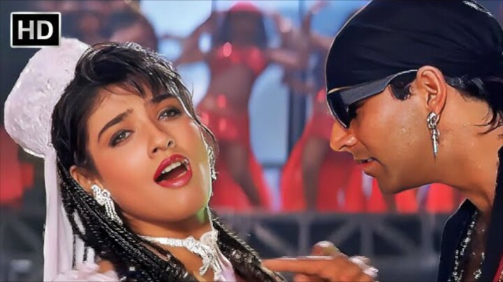 Tu Cheese Badi Hai Mast Mast Reversed music video