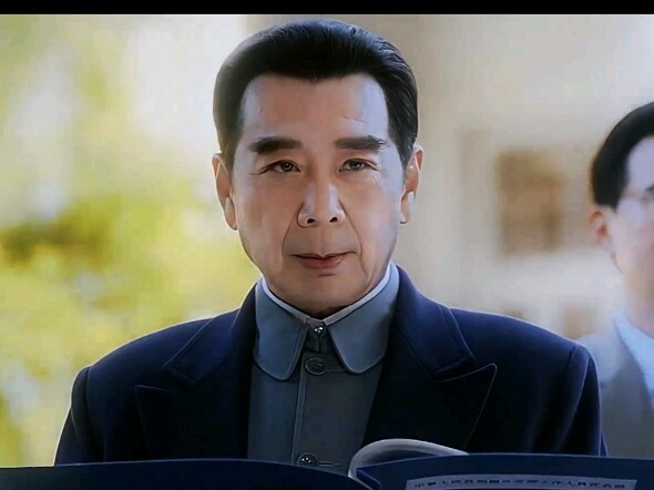 Mengatasi kebutuhan rakyat dengan segera, mengkhawatirkan kesusahan rakyat; berbakti sepenuh hati un