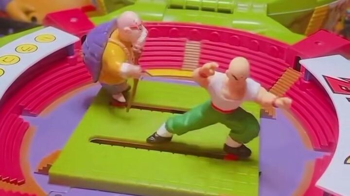 To be honest, I really do want a Dragon Ball toy like this.