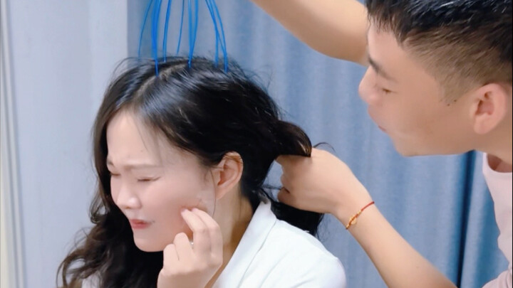 Teacher Xia is really into it!