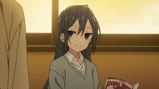 Since knowing that Miyamura is his neighbor, Sawada has started to visit him more often~[ Horimiya ]