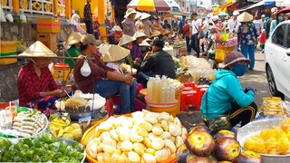 Những món ăn đường phố ở Miếu Bà Chúa Xứ Châu Đốc | Street food in Ba Chua Xu Temple