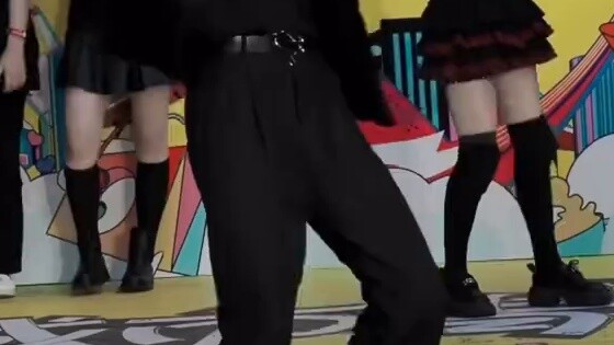 Who knows! Back then, it was because of this song that I decided to become a trainee singer and danc