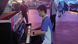 [Piano Playing] Street Piano Performance of "Star Sky"