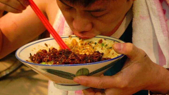 Remember that lard-and-egg fried rice from your childhood? Back then, you only got to eat eggs durin