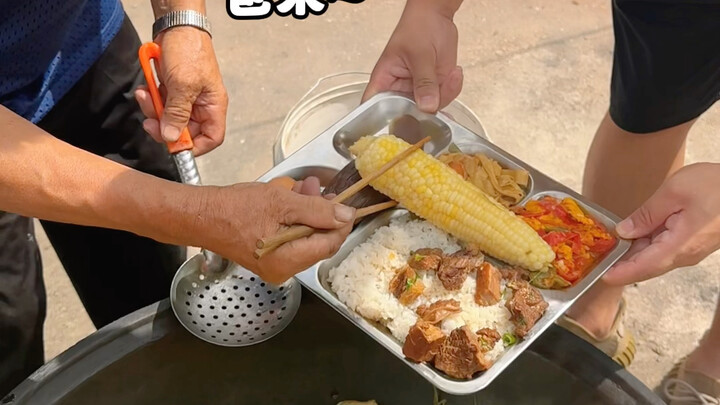 近嫁的好处就是做饭可以不用做菜