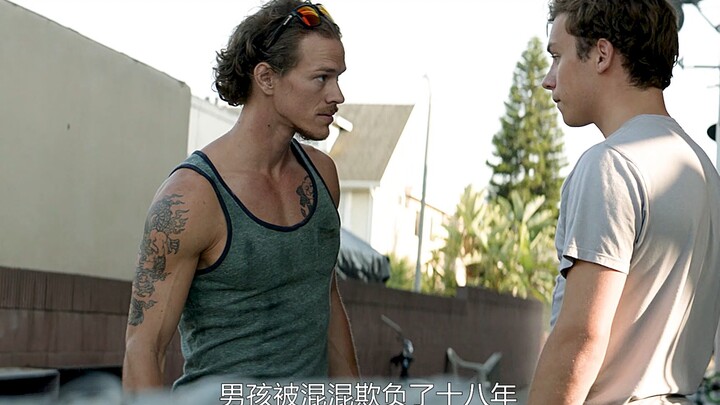 The boy who was bullied for 18 years unexpectedly found out that he had a group of gangster uncles