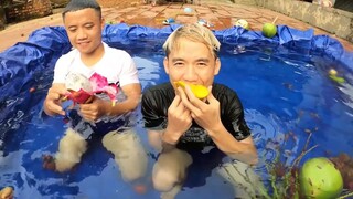 Hưng Troll _ Lần Đầu Làm Bể Bơi Hoa Quả Phá Tan Cơn Nóng Mùa Hè
