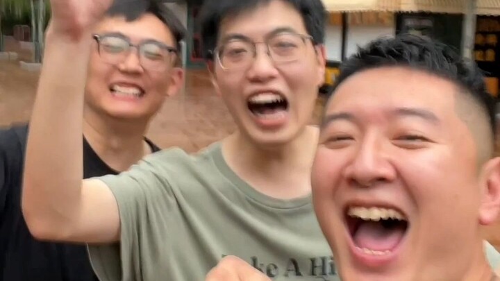 พี่น้องทุกคน รอคอมเมนต์กันได้เลย! ใครเห็นก็มีสิทธิ์!