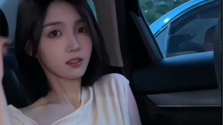 "Có một vật phẩm trong công viên giải trí có tên là Spin Something"