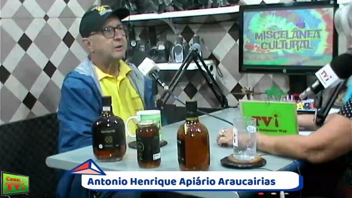 Canal TVi, programa Miscelânea Cultural, entrevistando o Apiário Araucárias, Antonio Henrique.