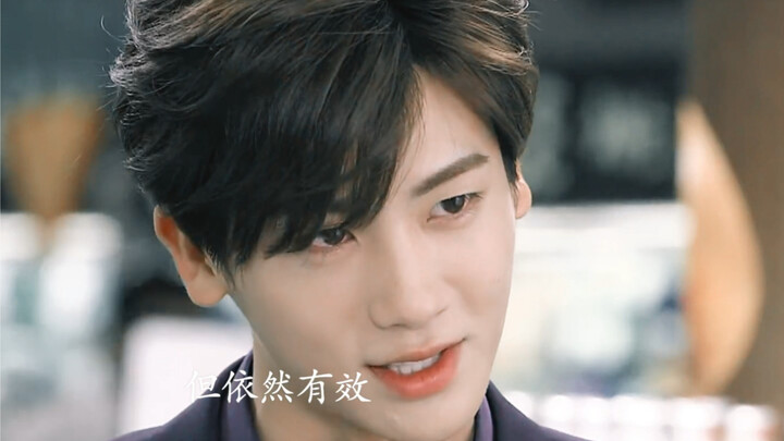 “วันนี้อย่าเลิกกันเลย อากาศไม่ดี” โมเมนต์ดึง-ผลักสุดฟินของคู่รักโคมไฟ เคมีเข้ากันมาก ฟินหนักมาก!