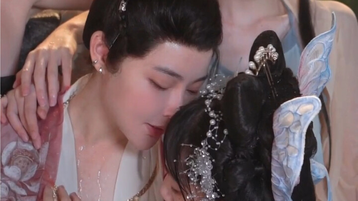 【Yansheng】Let me, the old pig, come down and wash too