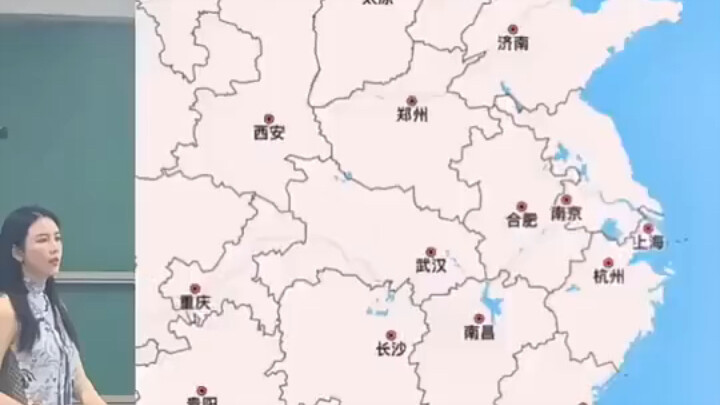 Tiga puluh tahun mengejar kejayaan hanyalah debu dan tanah; delapan ribu li perjalanan bersama awan 