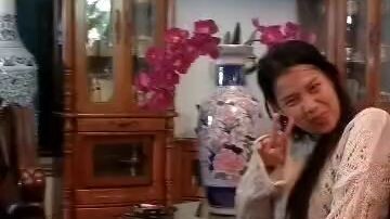 Đó là anh trai của cha tôi 🙋klau Người phụ nữ với cô gái đó với mẹ tôi một lần nữa tại nhà của cha