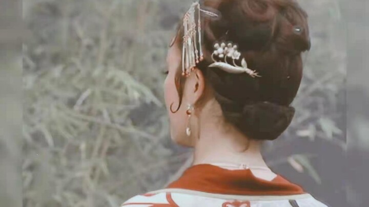 Người ta toàn quay thành tiên nữ, chỉ có cô ấy là nghiêm túc vào vai yêu quái.