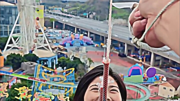 Bungee Jump Biasa vs Raja Bungee Jump