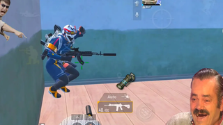 flashbang vs นักเตะน่ารัก 😂😂 PUBG ช่วงเวลาตลก