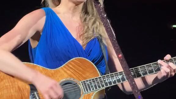 Eras Tour Concert ❤️😍 Taylor Swift  ft. Ed Sheeran