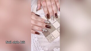 Nail thạch nâu siêu tôn da