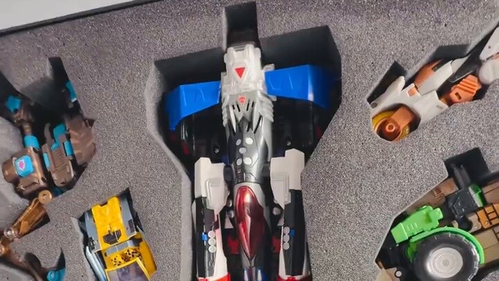 [BW Issue 25] [Dinosaurs of the Star] [Broken Truth] Transformers Beastwars Beast Wars Botcon 2006 G