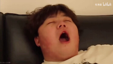 คลิกดูความน่ารักของเสี่ยวเอา ป๊อป หนึ่งนาที