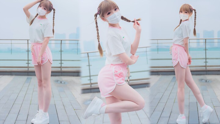 Trang phục thể thao trong sáng~ có phải là cô bạn cùng lớp khiến bạn rung động không? «GEE»
