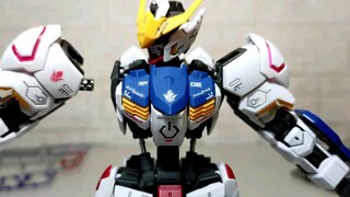 [YouTube Boss] Ingenious stop-motion animation of Barbatos switching between various forms, one mode