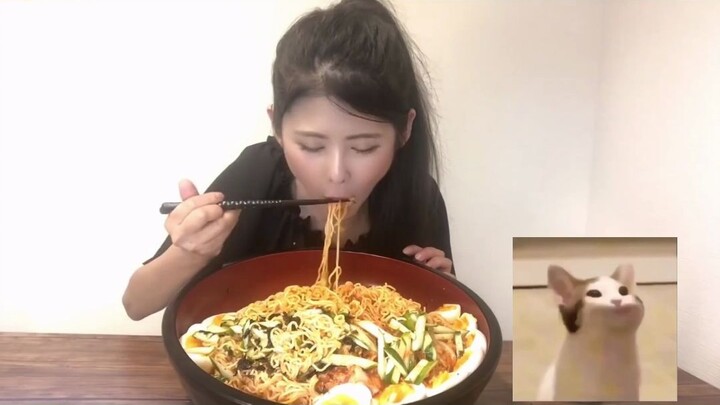 Thánh ăn qua đời ở tuổi 30 vì chứng chán ăn