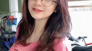 cewek cantik goyang | link donasi di komentar