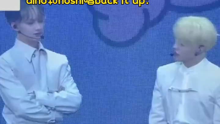 Ketika 🐯🦦 menyanyikan lagu tim “back it up”: 🙋‍♂️ Ada seekor 🐹 yang hampir meledak