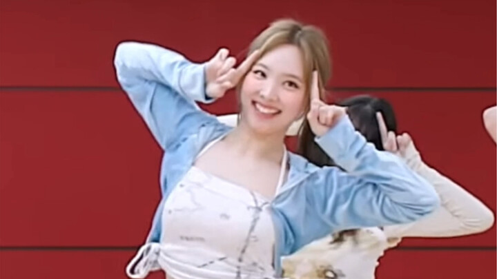 Lin Nayeon practice room vlog talk that talk