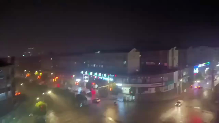 [Real] Opening Bombshell! (Watch with caution/Adjust volume)