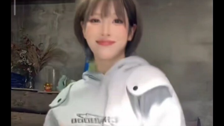 Note-Taking Pretty Sheep Dance Compilation (She Deserves This Money)