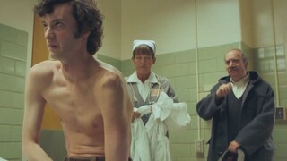 2024奥斯卡“最俗”获奖喜剧片，却真实到刺痛人心，后劲儿实在太大！《留校联盟》