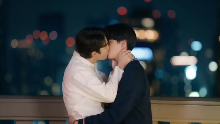 😍most awaited kiss😍From Akk and Theo🥰Enchanté The Series💜💜Finally!!!!THEY ARE COUPLE💜💜