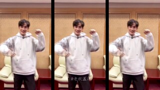 【Zhu Yilong】Longlong dance step by step to create a comfortable feeling