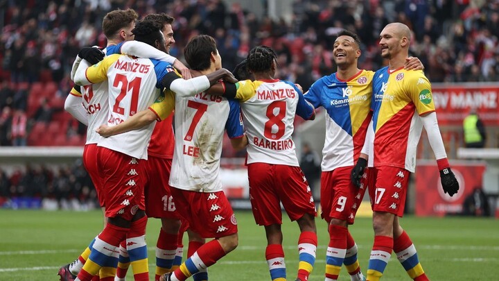 1. FSV Mainz 05 (3 - 1) FC Augsburg (Bundesliga 2022/23)