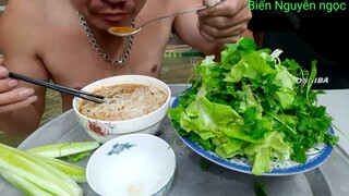 Tô Phở Bò Siêu To.Bữa Sáng Ngon Lanh Cành Đào |Biển Nguyễn ngọc .