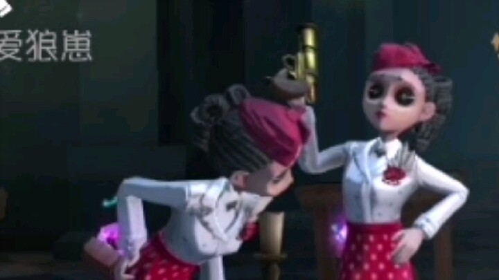 The PhD stabbed Guan Xiaotong in the back.