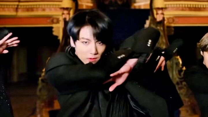 [4K] BTS “Black Swan” Dance