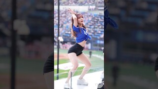 사과머리도 섹시할 수 있다 최홍라 치어리더 직캠 Choi HongRa Cheerleader