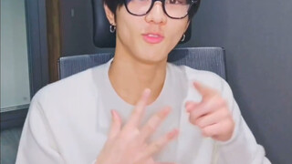 Yang Jung-won played ILLIT's debut song "Magnetic" and did a simple hand gesture dance (can you look
