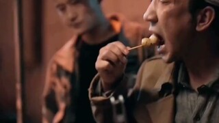 一个配角活生生成了主角