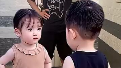 Two Babies Having a Dance-Off  _ 서로 춤 대결하는 귀여운 아기들 🥰