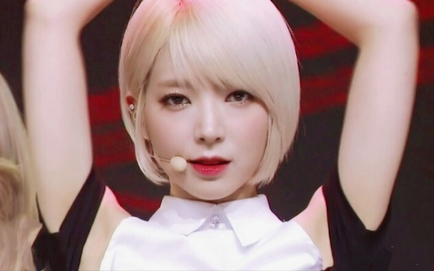 【AOA】من لا يحب الملاك ذو الطابع الجذاب؟ مونتاج مباشر لعروض المسرح مع تغيير ملابس فوري بتنورة قصيرة ر